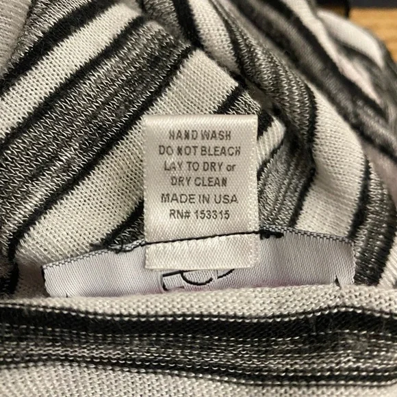 FGD Striped Black and White Women's Top - Picture 11 of 11